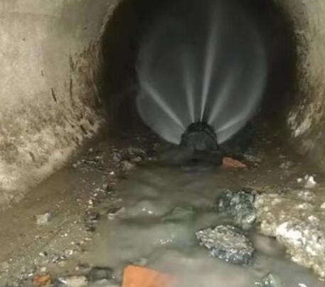 毛感乡市政管道清淤